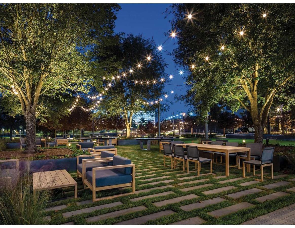 Houston Cityplace Marriott At Springwoods Village Dış mekan fotoğraf
